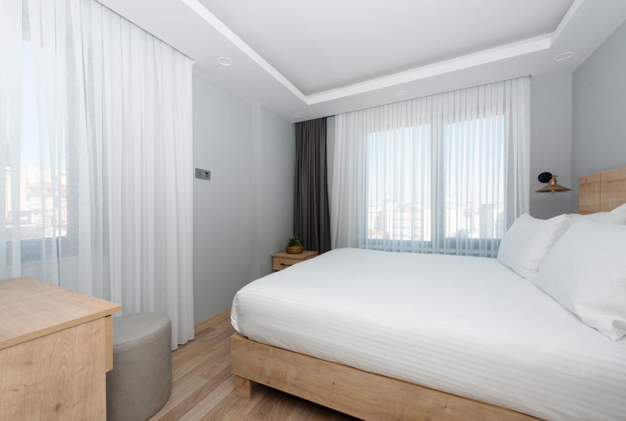 Art Karakoey Suites Стамбул Экстерьер фото