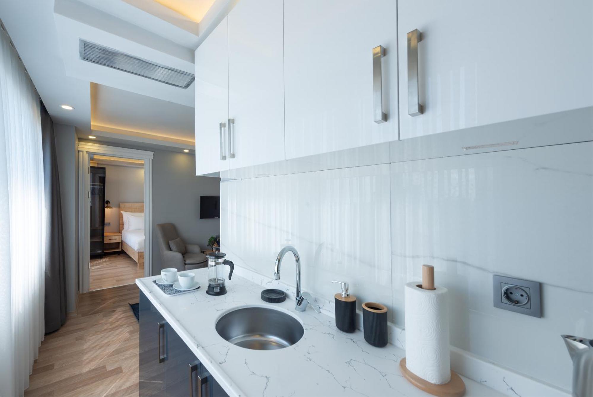 Art Karakoey Suites Стамбул Экстерьер фото